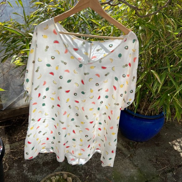 Summer Top - Picture 1 of 2